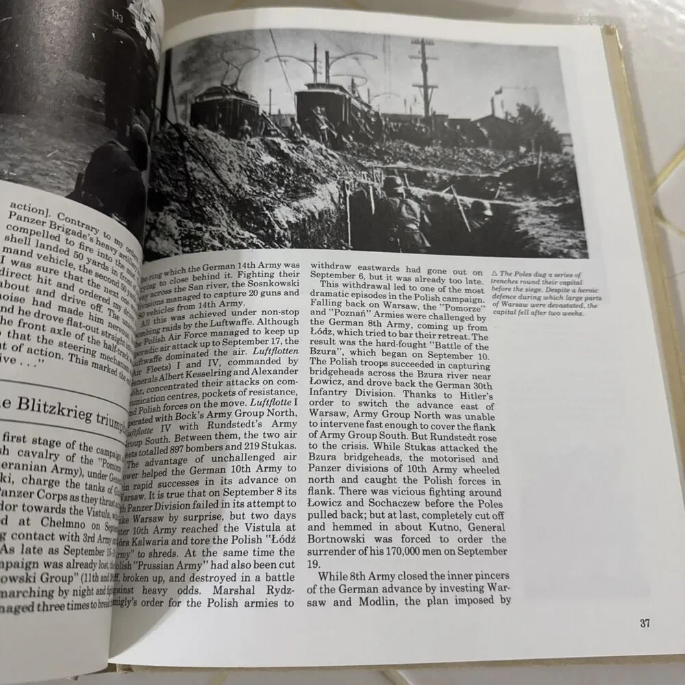 World War II Encyclopedia , Volume 1, By H.S.Stuttman, 1978 Illustrated